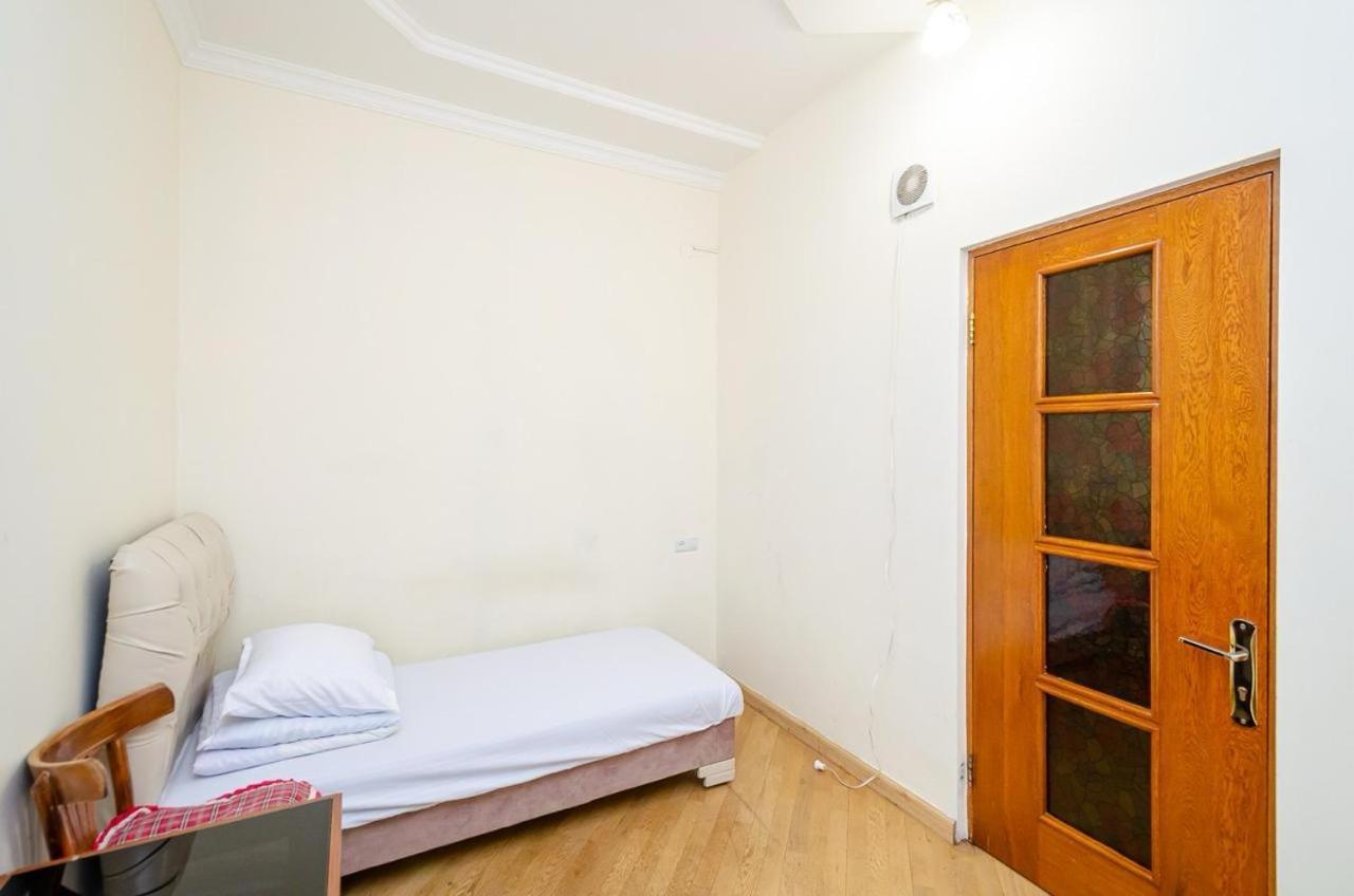 Areva Hostel & Apartment Erevan Esterno foto