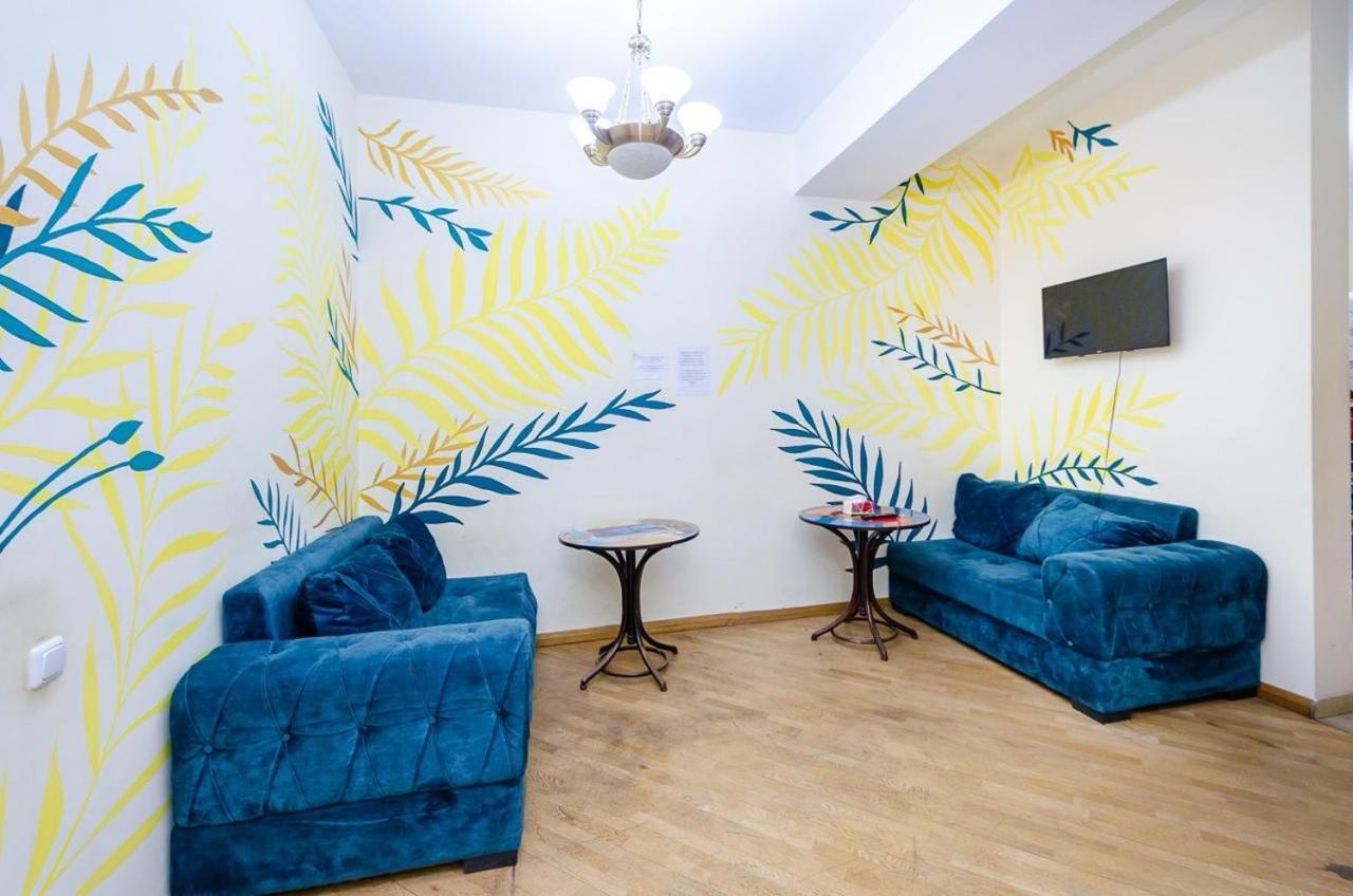 Areva Hostel & Apartment Erevan Esterno foto